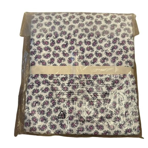 J. Crew Twin/Twin XL Duvet Set in Purple & White Paisley Print NEW - Picture 4 of 4